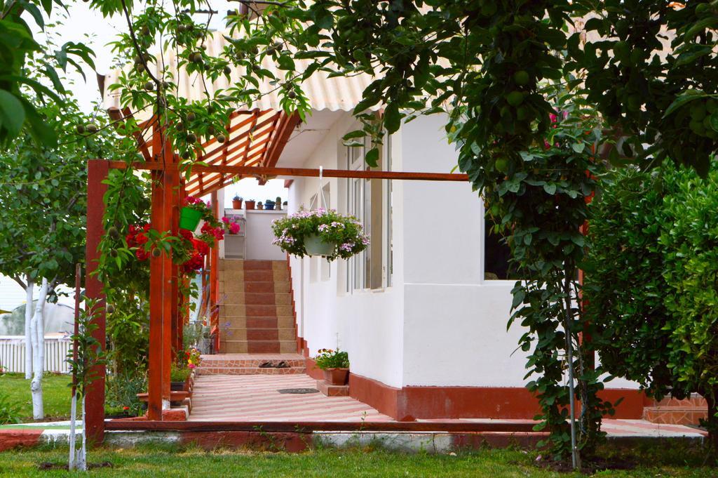 Hotel Casa Gia Costinești Exterior foto